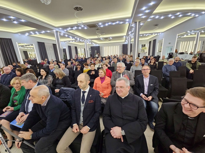 Konferencja o zmianach w polskiej szkole w Mielcu