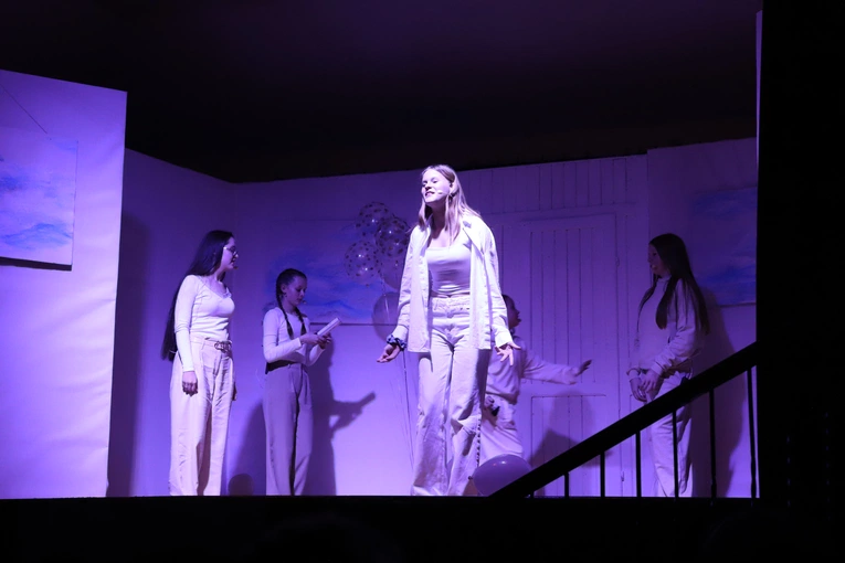 Spektakl "To dziecko" (Nie)Zwykłego Teatru na Korabce
