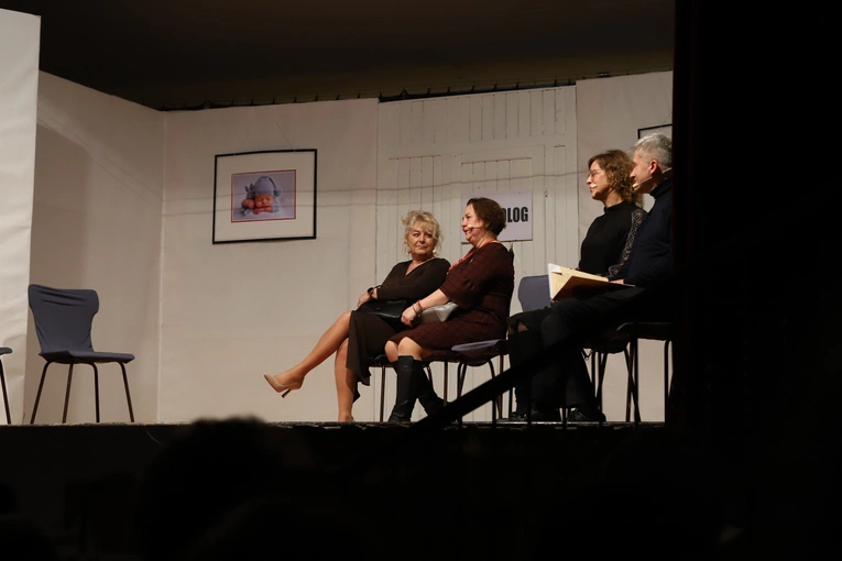 Spektakl "To dziecko" (Nie)Zwykłego Teatru na Korabce