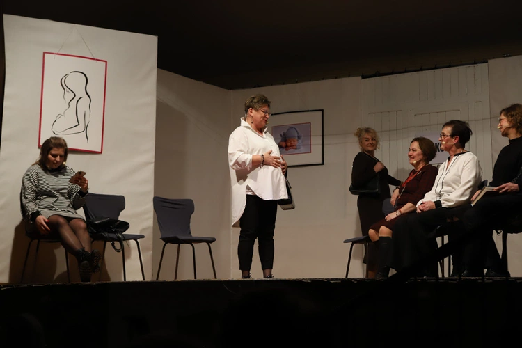 Spektakl "To dziecko" (Nie)Zwykłego Teatru na Korabce