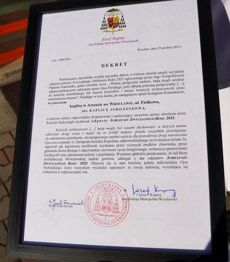 Miejsce miłosierdzia za kratami