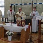 Miejsce miłosierdzia za kratami
