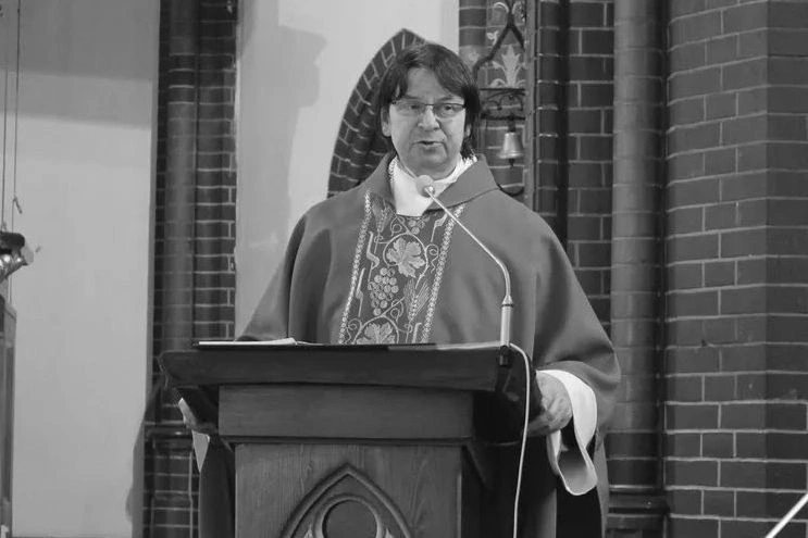 Zmarł ks. Piotr Nowosielski