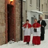 Wrocławscy biskupi o kolędzie: „Gdyby Pan Jezus chodził do ludzi na zaproszenie, to by nigdy z Nazaretu nie wyszedł”.
