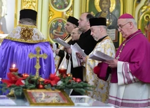 Stoimy przed Ewangelią