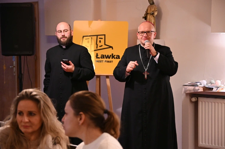 Q&A z biskupem Waldemarem Musiołem
