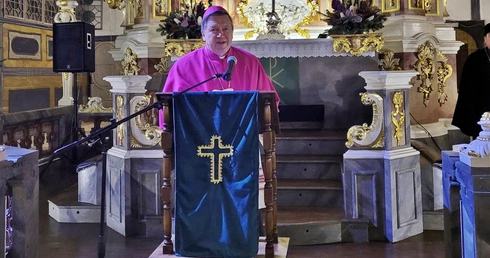 Wierzę w istnienie Boga czy wierzę w Boga?