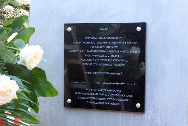 Odsłonięcie monumentu pamięci ofiar marszu śmierci