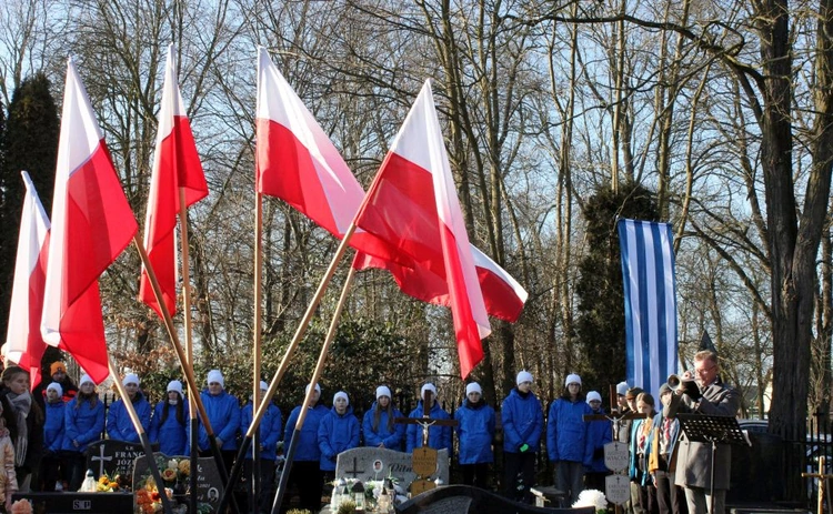 Odsłonięcie monumentu pamięci ofiar marszu śmierci