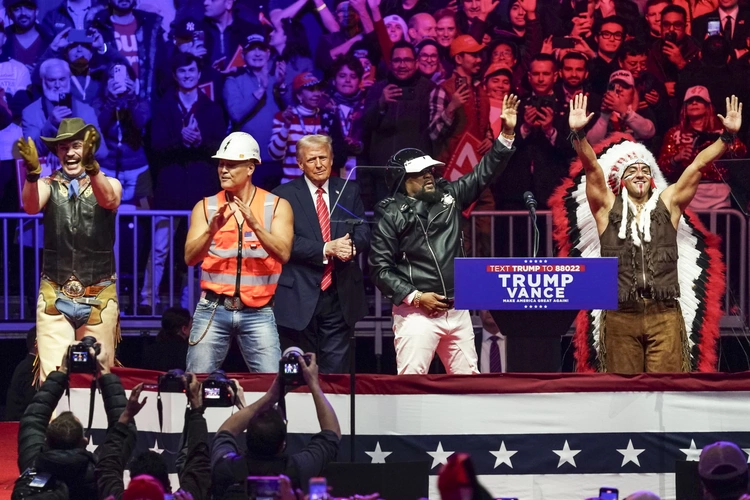 Trump podczas preinauguracyjnego wystąpienia