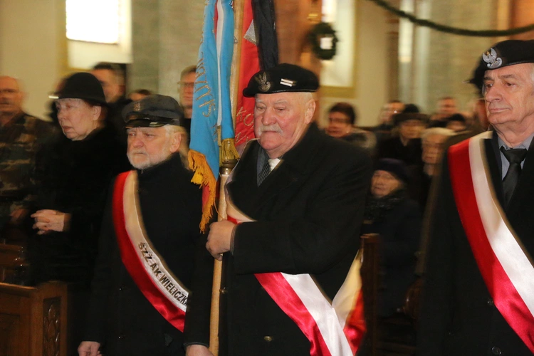 Pogrzeb kpt. Wacława Szaconia "Czarnego"