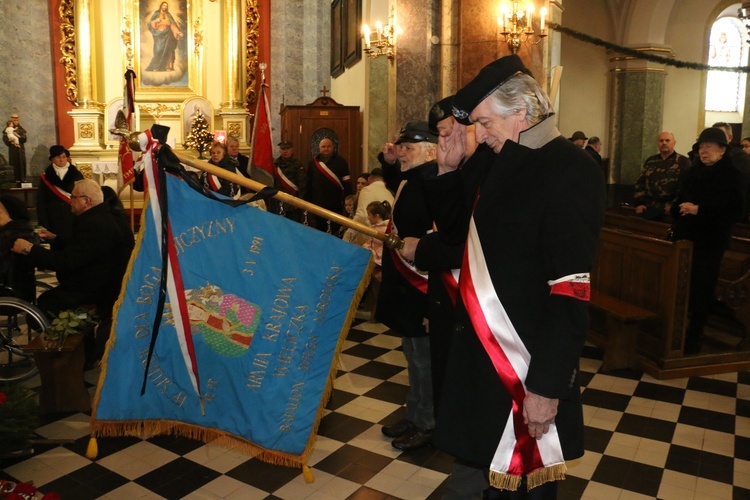 Pogrzeb kpt. Wacława Szaconia "Czarnego"