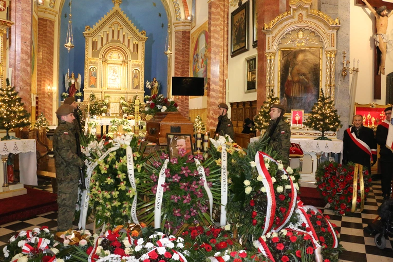 Pogrzeb kpt. Wacława Szaconia "Czarnego"