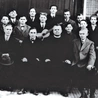 	Rok 1927. Prefekt Miszewski z członkami męskiej Sodalicji Mariańskiej, uczniami GP. 