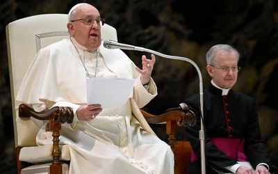 Papież pobłogosławił polskim babciom i dziadkom