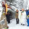 Otwarcie i poświęcenie miejsca przebiegało w zimowej scenerii.