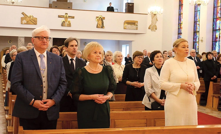 Centralnym punktem wydarzenia była Msza św.