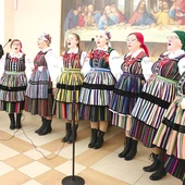 Kolędy śpiewały Kraśniczanki.