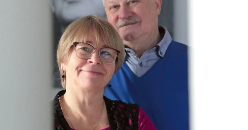 Pod koniec lat 70. XX w. przyszli małżonkowie: Dobromiła Herz i Stanisław Salik zaangażowali się w działalność i przygotowanie pierwszych dużych spotkań wspólnoty z Taizé za żelazną kurtyną. W trudnym czasie komunistycznego reżimu próbowano zaszczepić w Polsce idee pokoju, pojednania, zaufania, komunii. Bracia z Taizé wraz z permanentami – czyli młodymi różnych narodowości poświęcającymi wspólnocie jakiś czas – chcieli nawiązać kontakt z Ruchem Światło–Życie i jego założycielem. Stanisław był jedną z osób,…