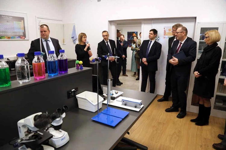 Nowe laboratoria kryminalistyczne