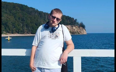 „Znajomi dobrze wiedzą, kiedy się uśmiecham”. O życiu z zespołem Möbiusa