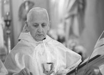 Nie żyje ks. prał. Kazimierz Mąkosa