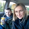 Zachwyca mnie  radością życia