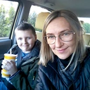 Zachwyca mnie  radością życia