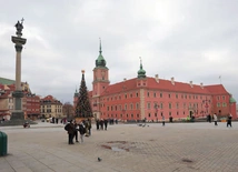 Kolumna Zygmunta i zamek są jednymi z najbardziej znanych symboli Warszawy