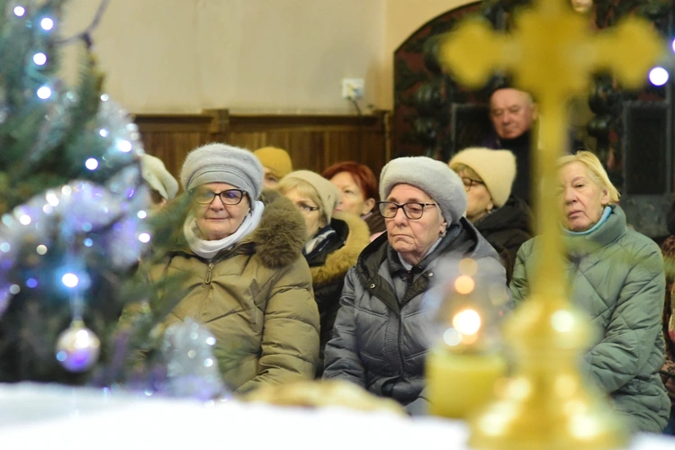 Stoczek Klasztorny. Spotkanie opłatkowe wspólnot różańcowych
