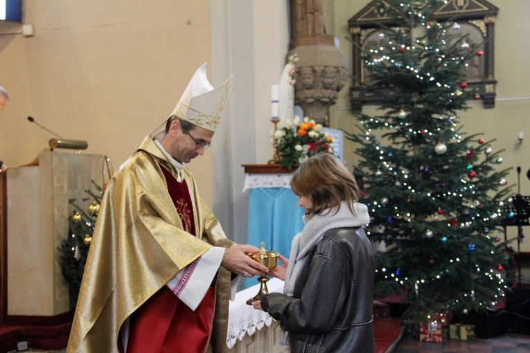 Otwarcie Roku Jubileuszowego i przejście przez bramę na wrocławskim Brochowie