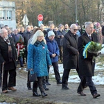 Pod pomnikiem Ofiar Tragedii Górnośląskiej