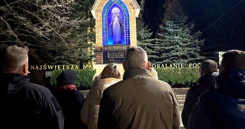 Gietrzwałd. Spotkanie wspólnoty Róż Różańcowych MB Gietrzwałdzkiej