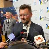 Śląskie. Marszałek i prezydent Katowic chcą odkupić akcje lotniska w Pyrzowicach