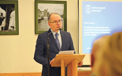 Prelekcja była podróżą przez historię zakonnej gospodarki.
