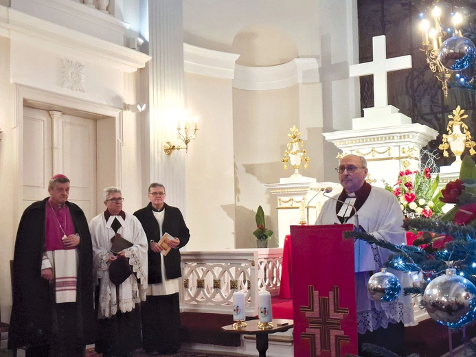 Duchowni podczas wiślańskiego spotkania.