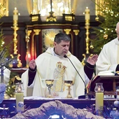 	Po modlitwie Różańcem członkowie grup uczestniczyli w Mszy św. w bazylice Nawiedzenia Najświętszej Maryi Panny.