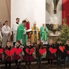 	Dużo uśmiechu i wzruszenia wywołał występ płońskich przedszkolaków, które zaśpiewały ze szczerego serca.