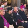 	W nabożeństwie uczestniczyli m.in.: (od lewej) abp Józef Kupny, abp Jerzy Pańkowski, bp Waldemar Pytel oraz bp Marek Mendyk.