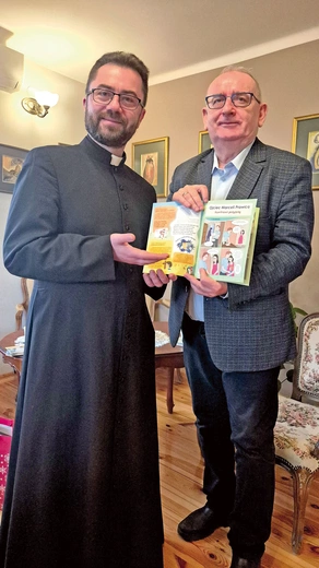 	Ks. Maciej Będziński i Jan Nowak.