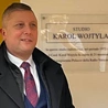 Posługa z rąk papieża Franciszka