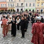 Polonez maturzystów w Opolu