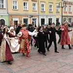 Polonez maturzystów w Opolu