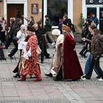 Polonez maturzystów w Opolu