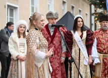 Polonez maturzystów w Opolu