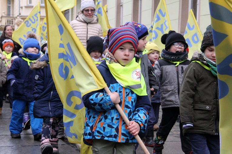 Pierwszy Marsz Radości w Zespole Szkół Salezjańskich