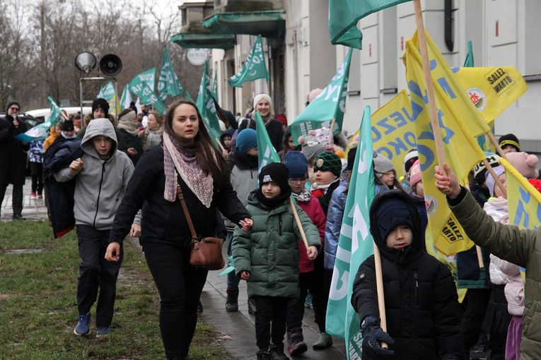 Pierwszy Marsz Radości w Zespole Szkół Salezjańskich