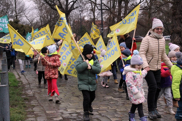 Pierwszy Marsz Radości w Zespole Szkół Salezjańskich
