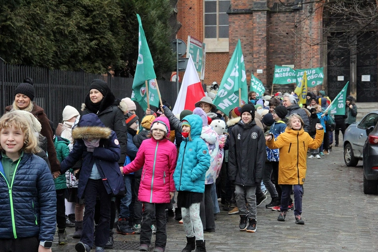 Pierwszy Marsz Radości w Zespole Szkół Salezjańskich