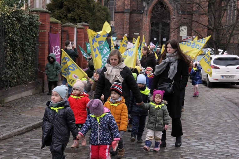 Pierwszy Marsz Radości w Zespole Szkół Salezjańskich